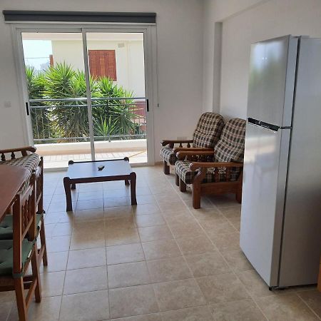 Lovely Apartment At The City Center Of Paphos Eksteriør bilde