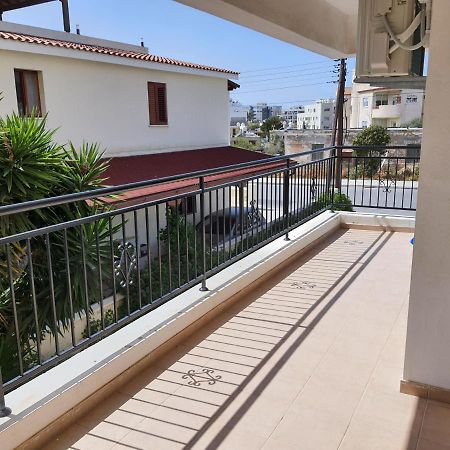 Lovely Apartment At The City Center Of Paphos Eksteriør bilde