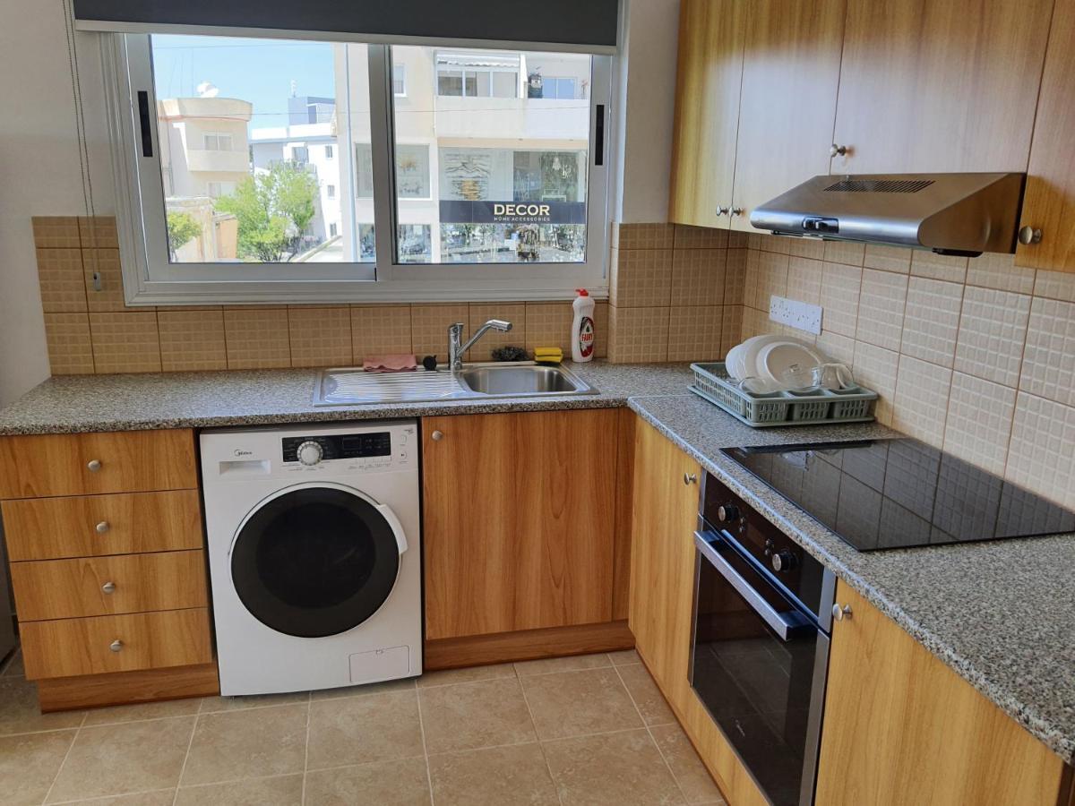 Lovely Apartment At The City Center Of Paphos Eksteriør bilde