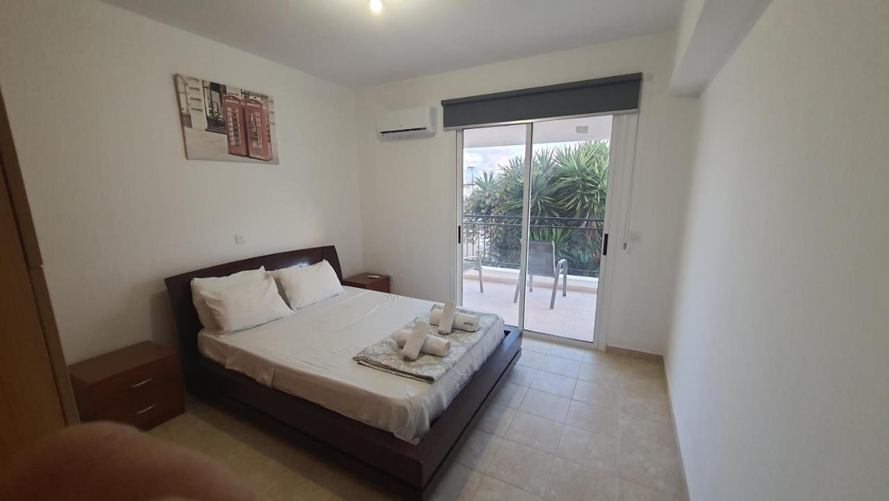 Lovely Apartment At The City Center Of Paphos Eksteriør bilde